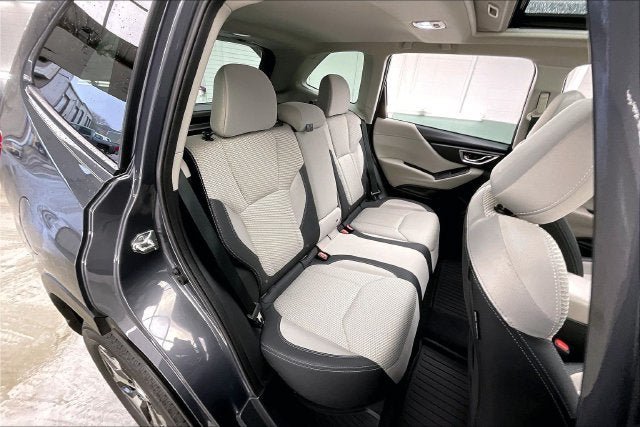 Used 2022 Subaru Forester Premium AWD/4WD image 19