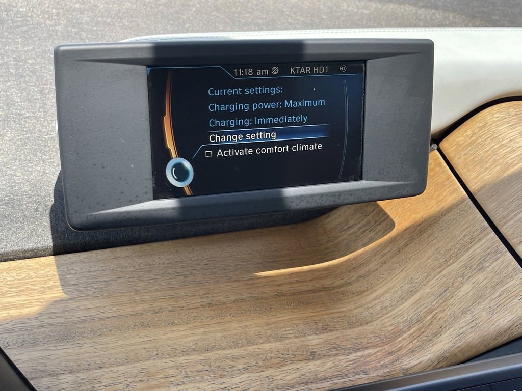 Used 2015 BMW i3 w/ Giga image 27