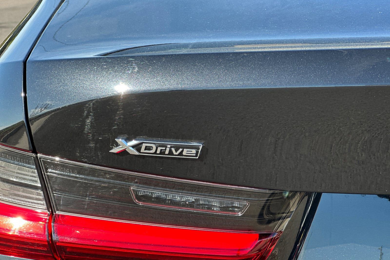 Used 2021 BMW 330i xDrive Sedan w/ Executive Package image 33