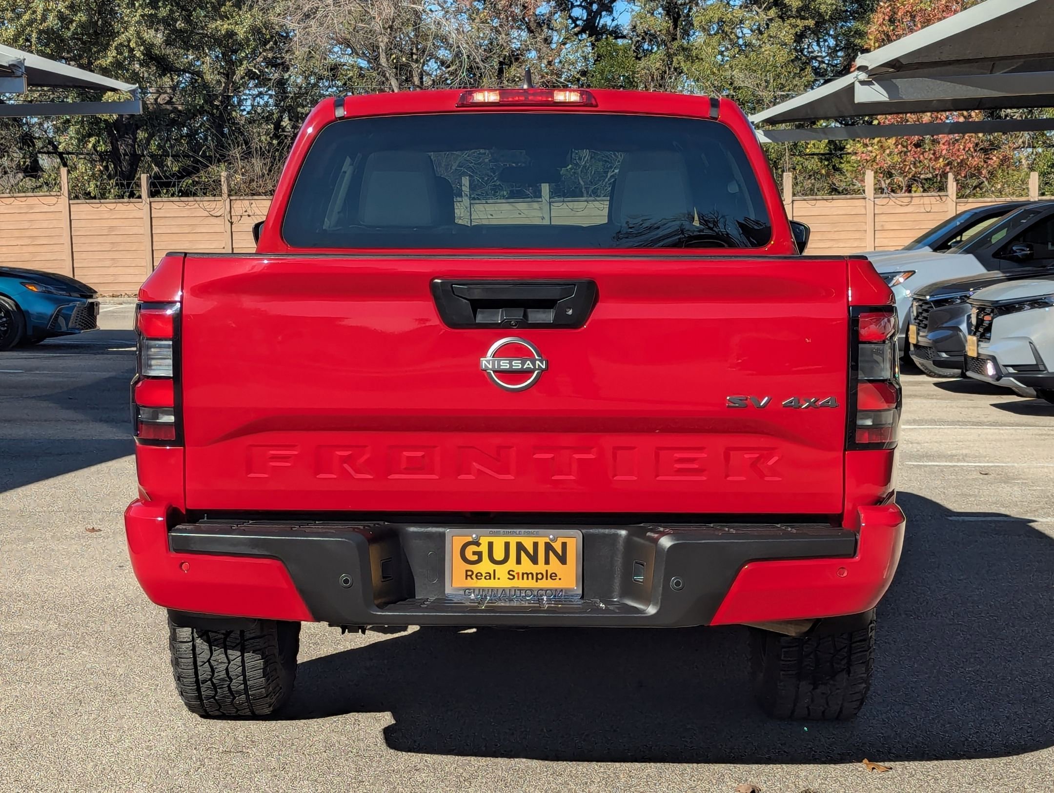 Used 2022 Nissan Frontier SV w/ Technology Package image 5