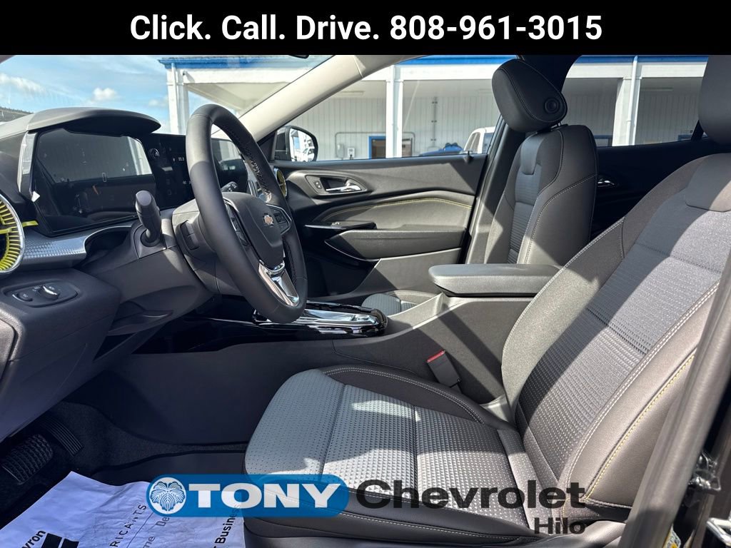 New 2026 Chevrolet Trax LT w/ Driver Confidence Package image 9