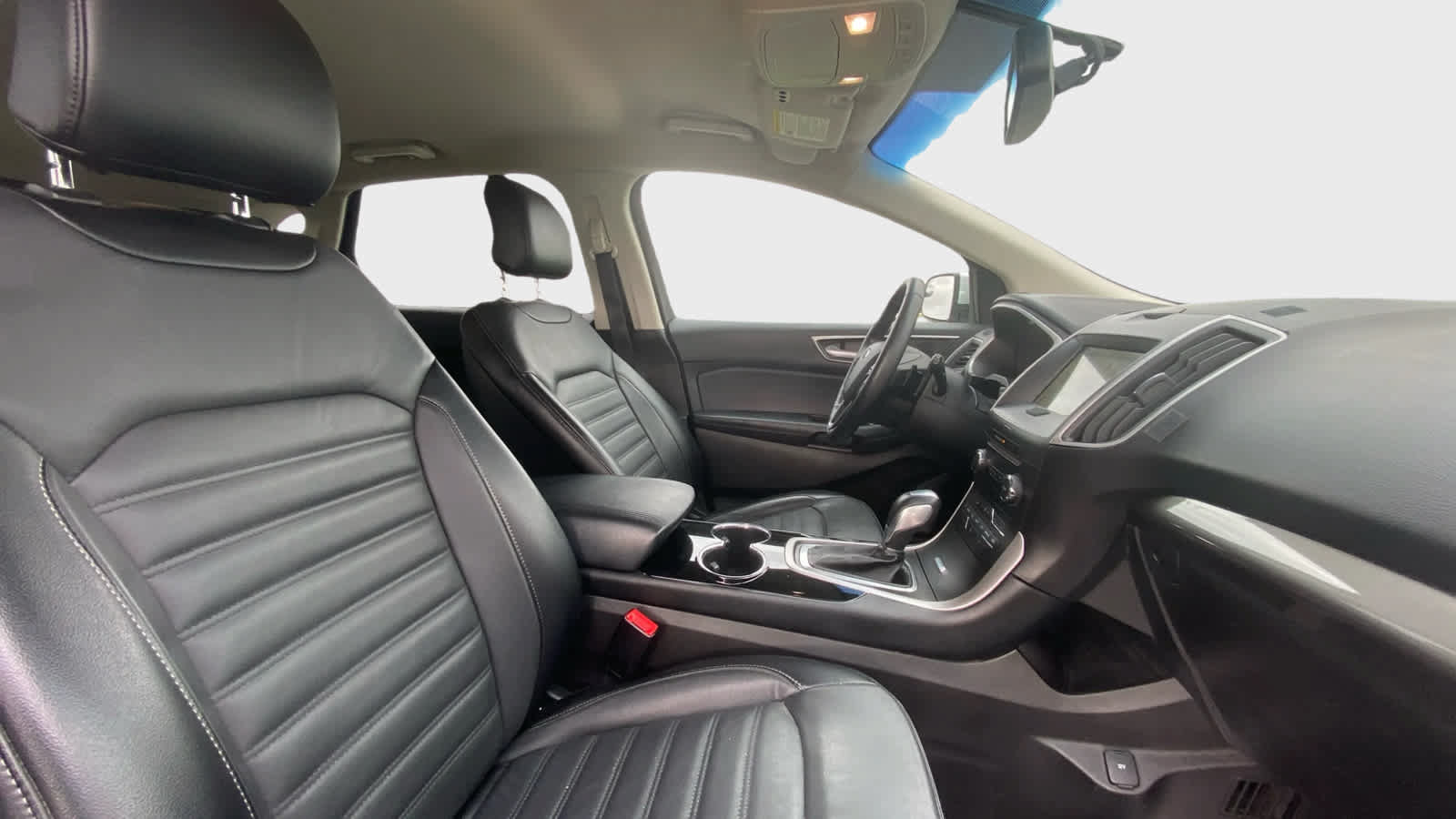 Used 2018 Ford Edge SEL w/ Equipment Group 201A AWD/4WD image 15