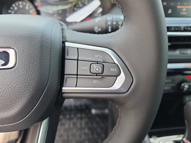 New 2026 Jeep Compass Latitude AWD/4WD image 31