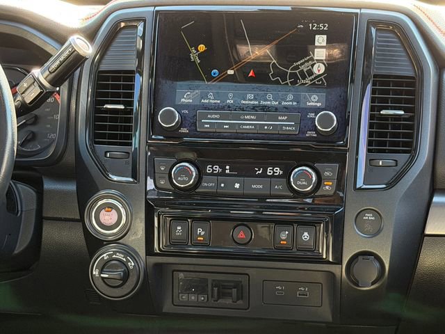Used 2023 Nissan Titan PRO-4X w/ Pro-4x Convenience Package AWD/4WD image 12