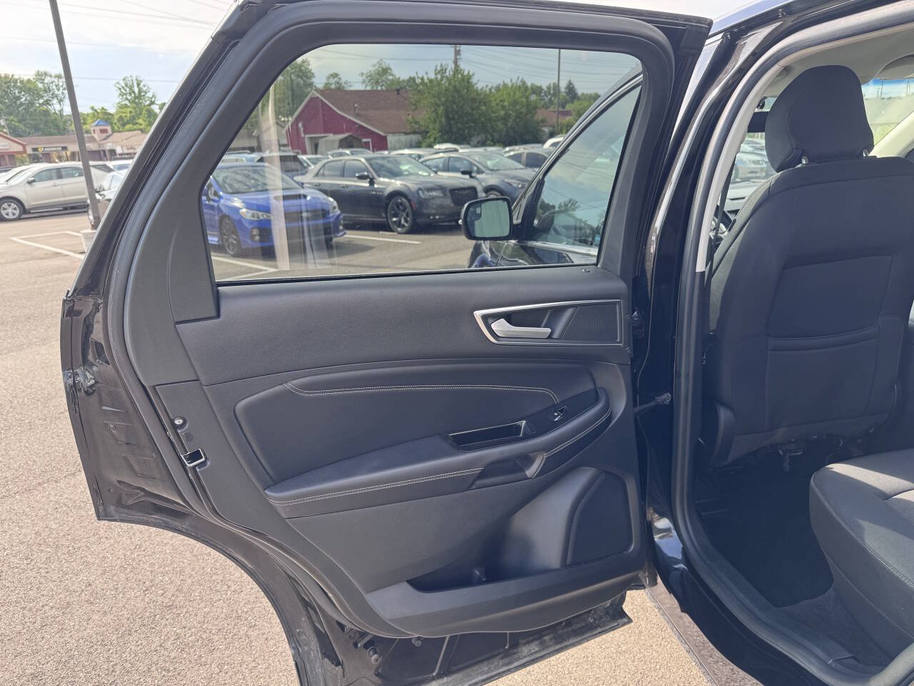 Used 2017 Ford Edge SEL AWD/4WD image 14