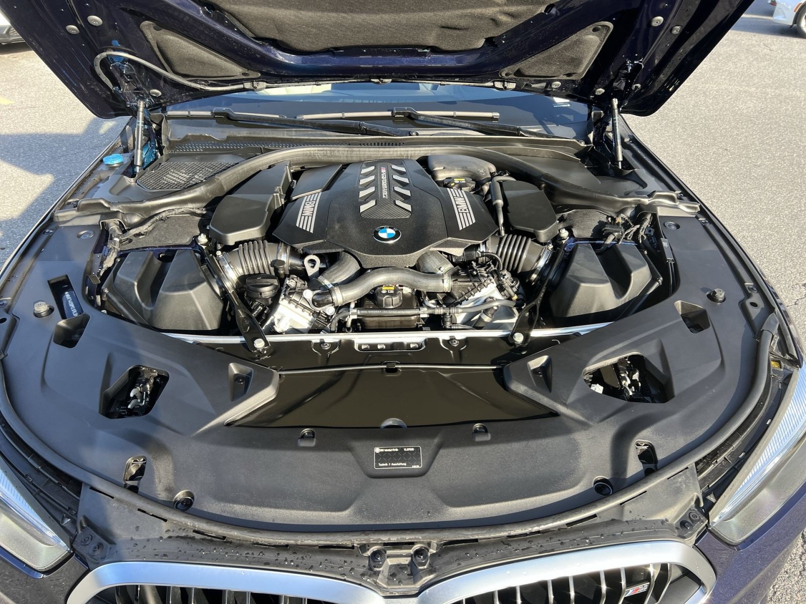 Used 2023 BMW M850i xDrive Convertible AWD/4WD image 27