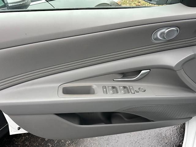 New 2026 Hyundai Elantra Sport image 8