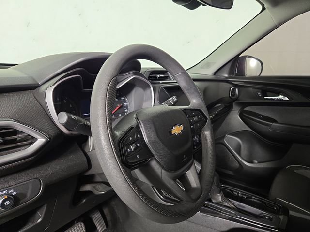 Used 2021 Chevrolet TrailBlazer LS FWD image 14