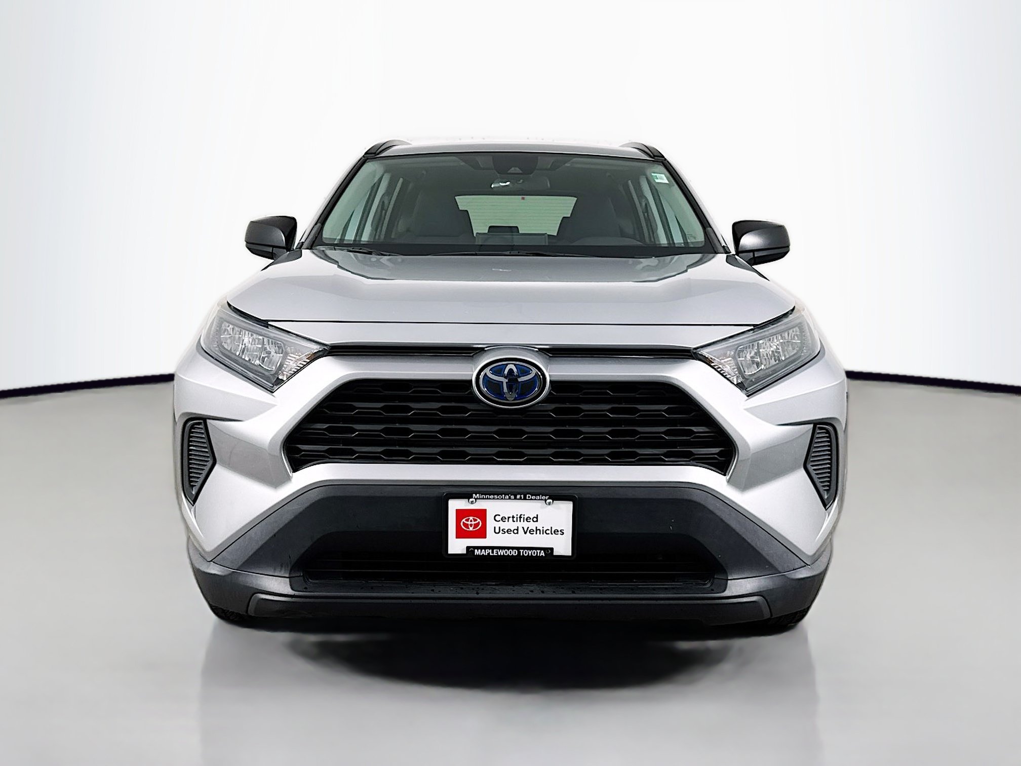 Used 2021 Toyota RAV4 LE AWD/4WD image 2