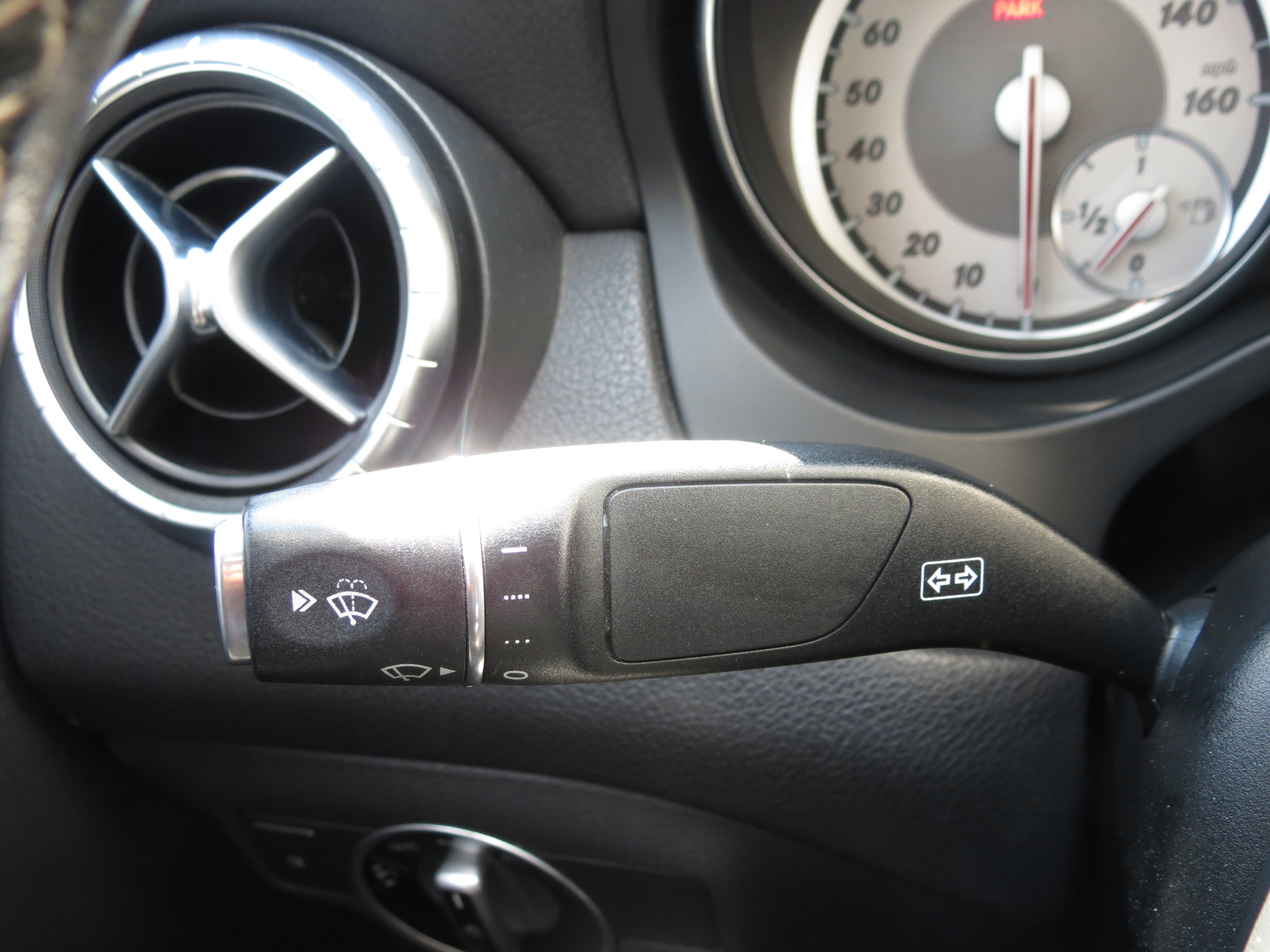 Used 2016 Mercedes-Benz CLA 250 image 18