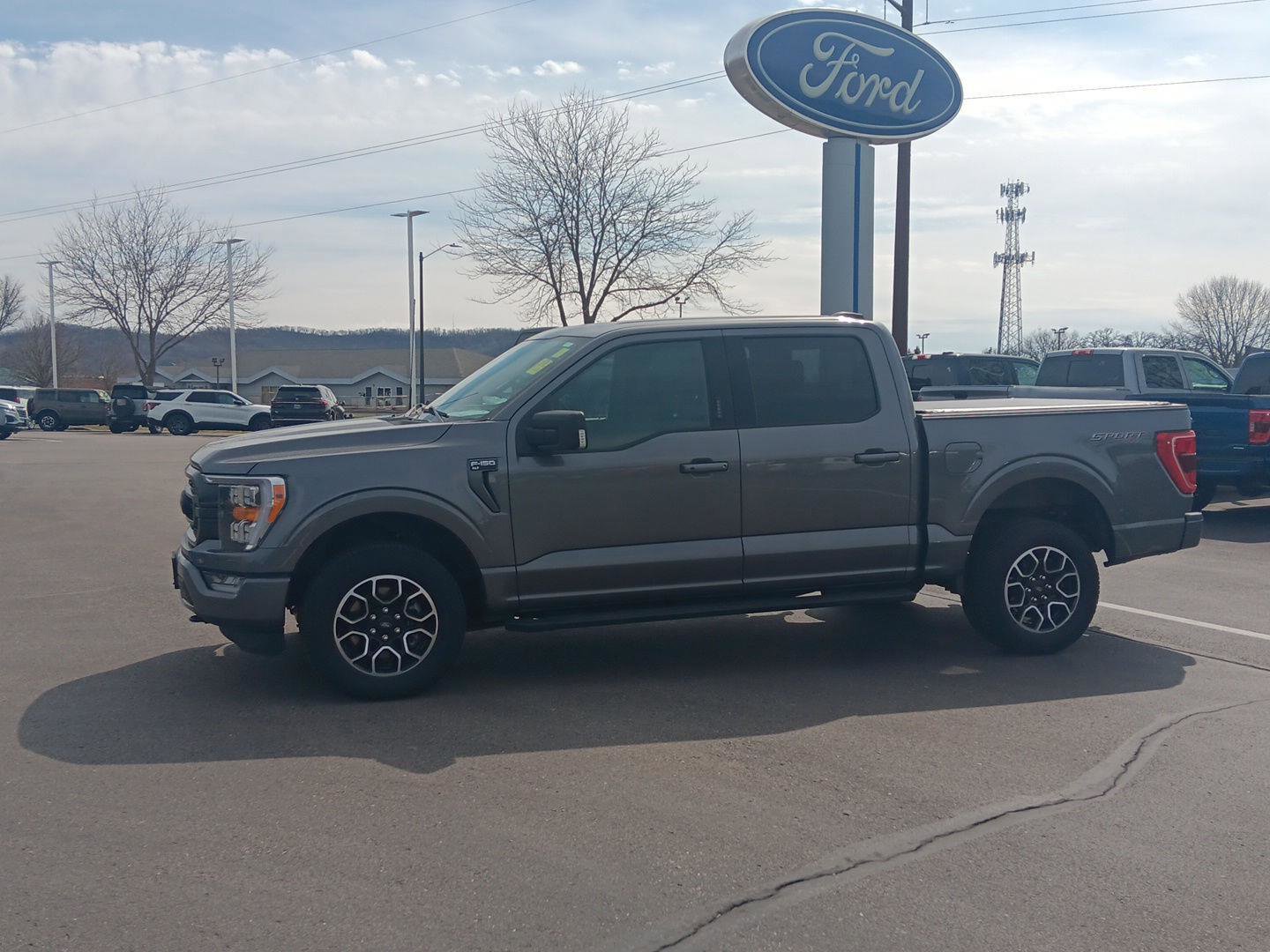 Used 2021 Ford F150 XLT w/ Equipment Group 302A High image 11