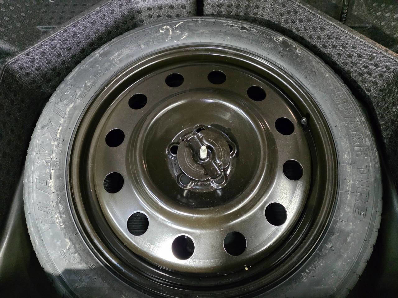 Used 2019 Ford Edge SE image 26