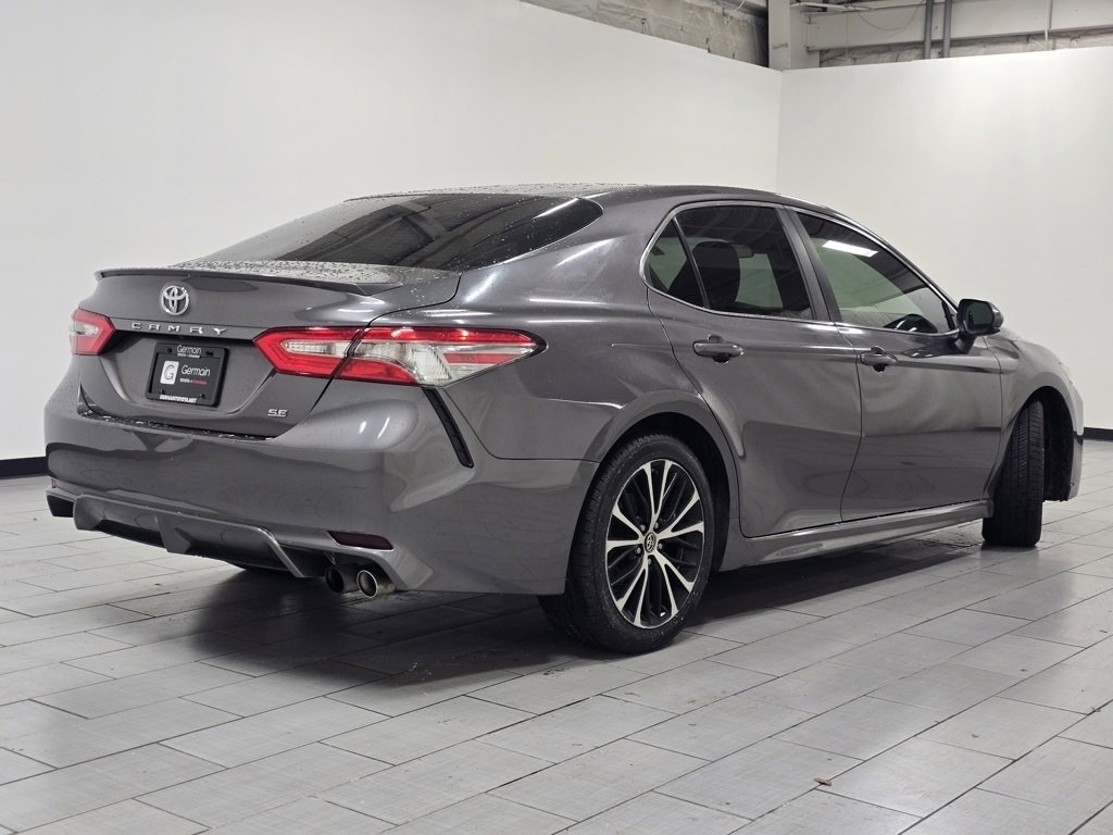Used 2018 Toyota Camry SE image 13