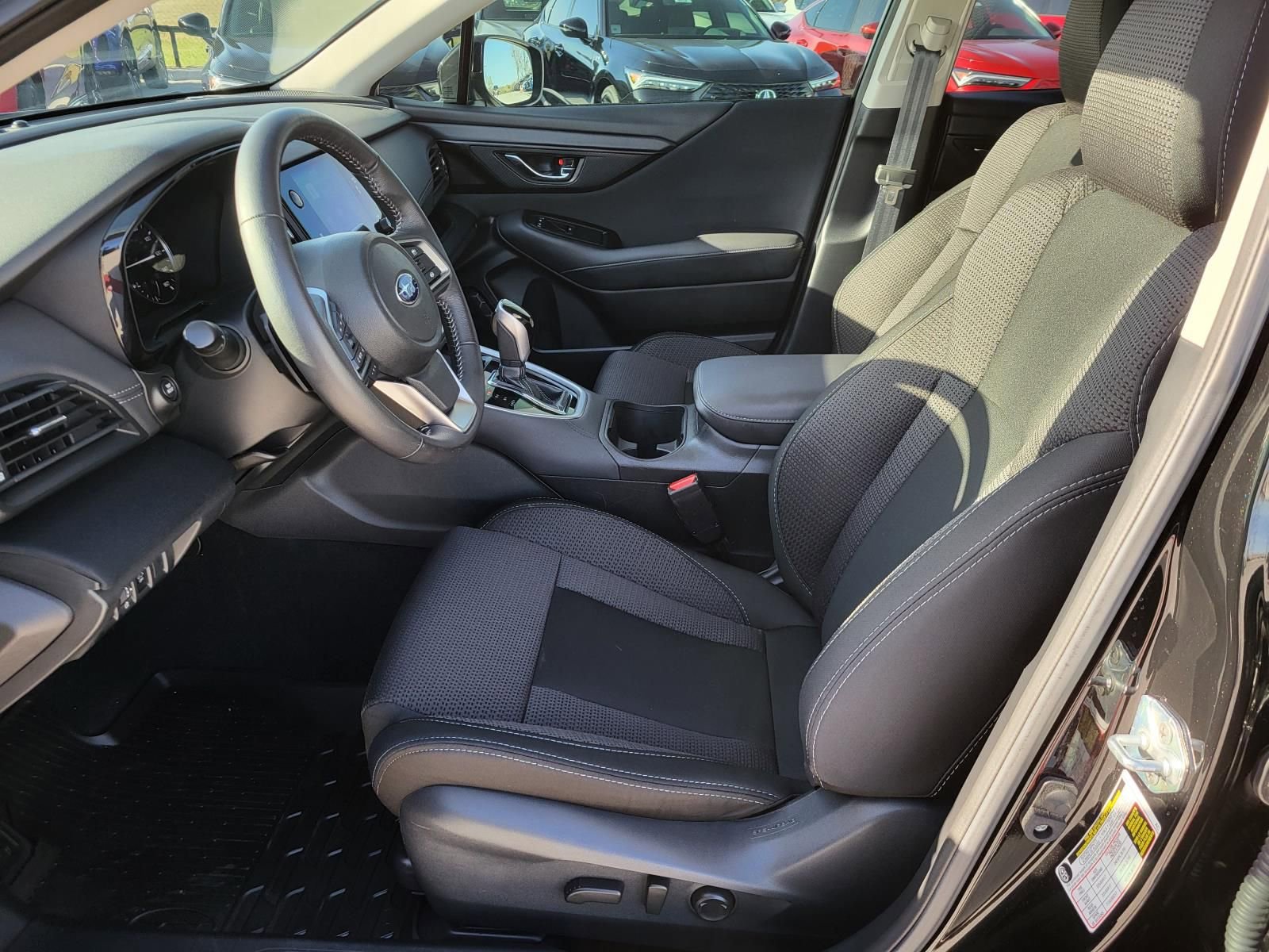 Used 2025 Subaru Outback Premium image 18