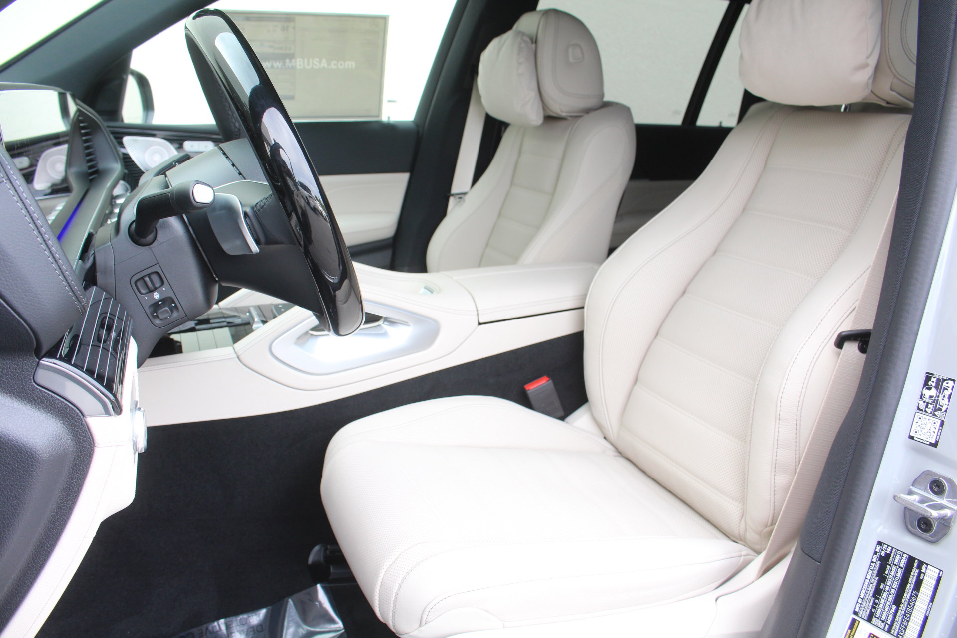 New 2026 Mercedes-Benz GLS 580 4MATIC image 16