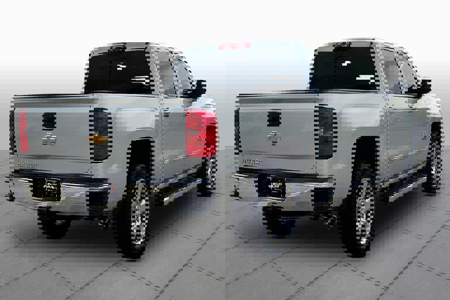 Used 2018 Chevrolet Silverado 1500 LT w/ Texas Edition RWD image 13