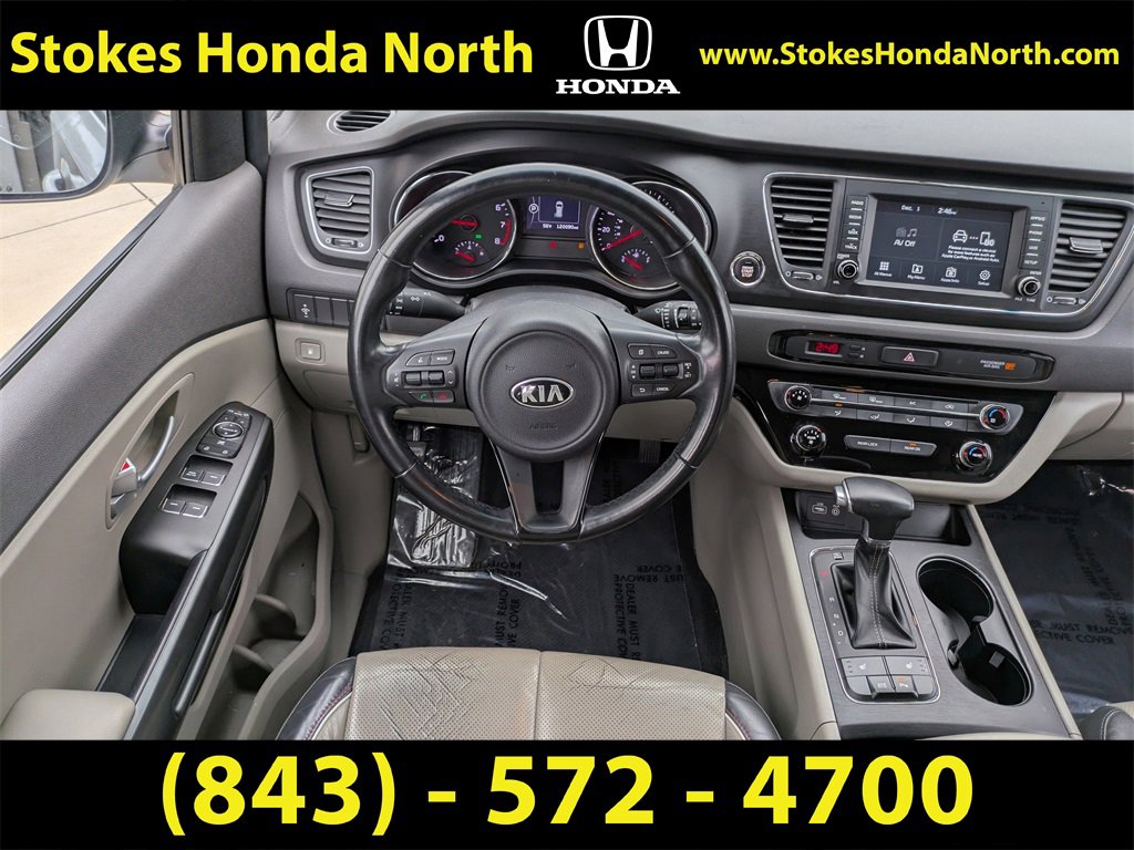 Used 2018 Kia Sedona LX w/ LX Essentials Premium Package image 16