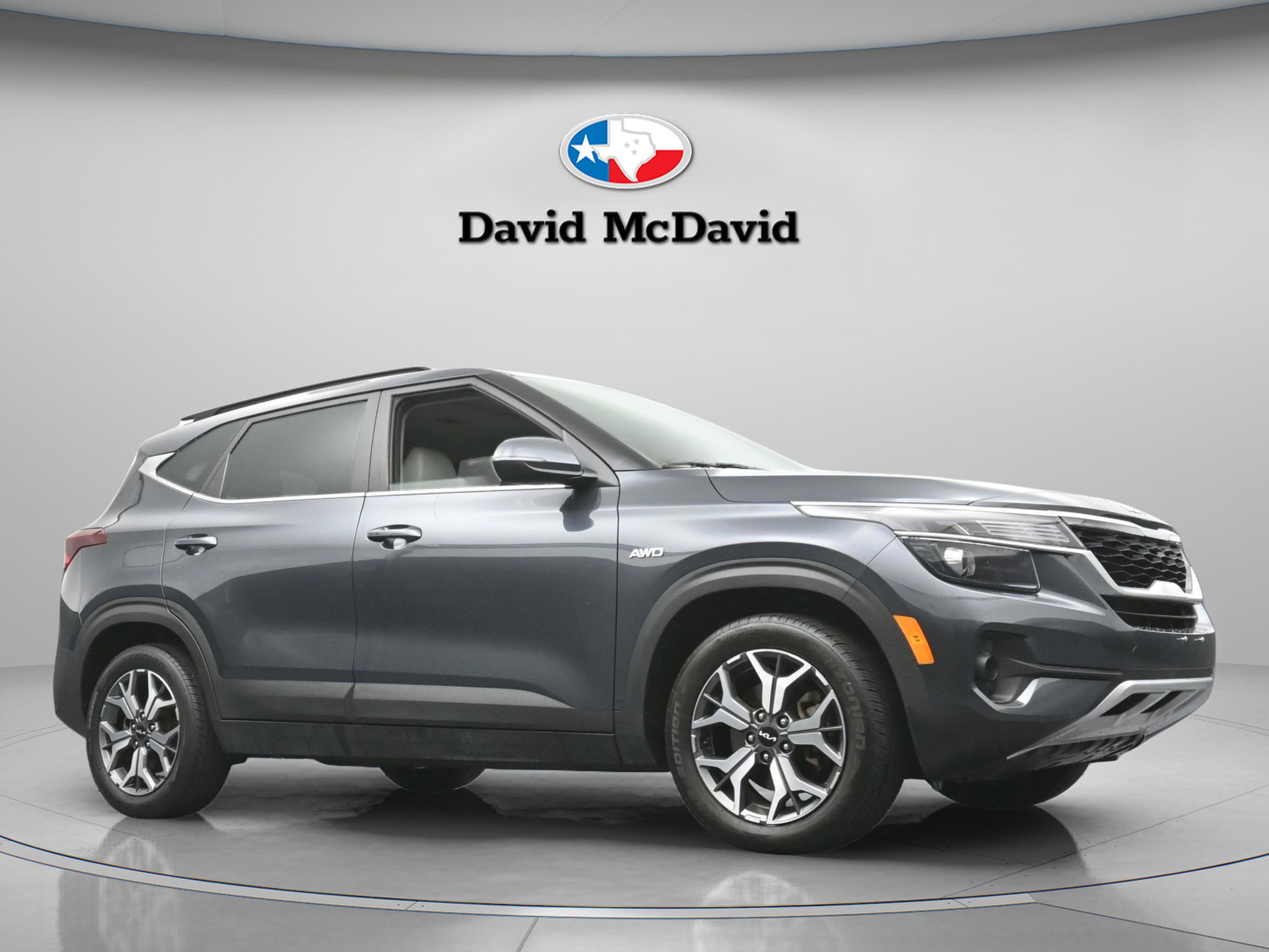 Used 2022 Kia Seltos EX image 23