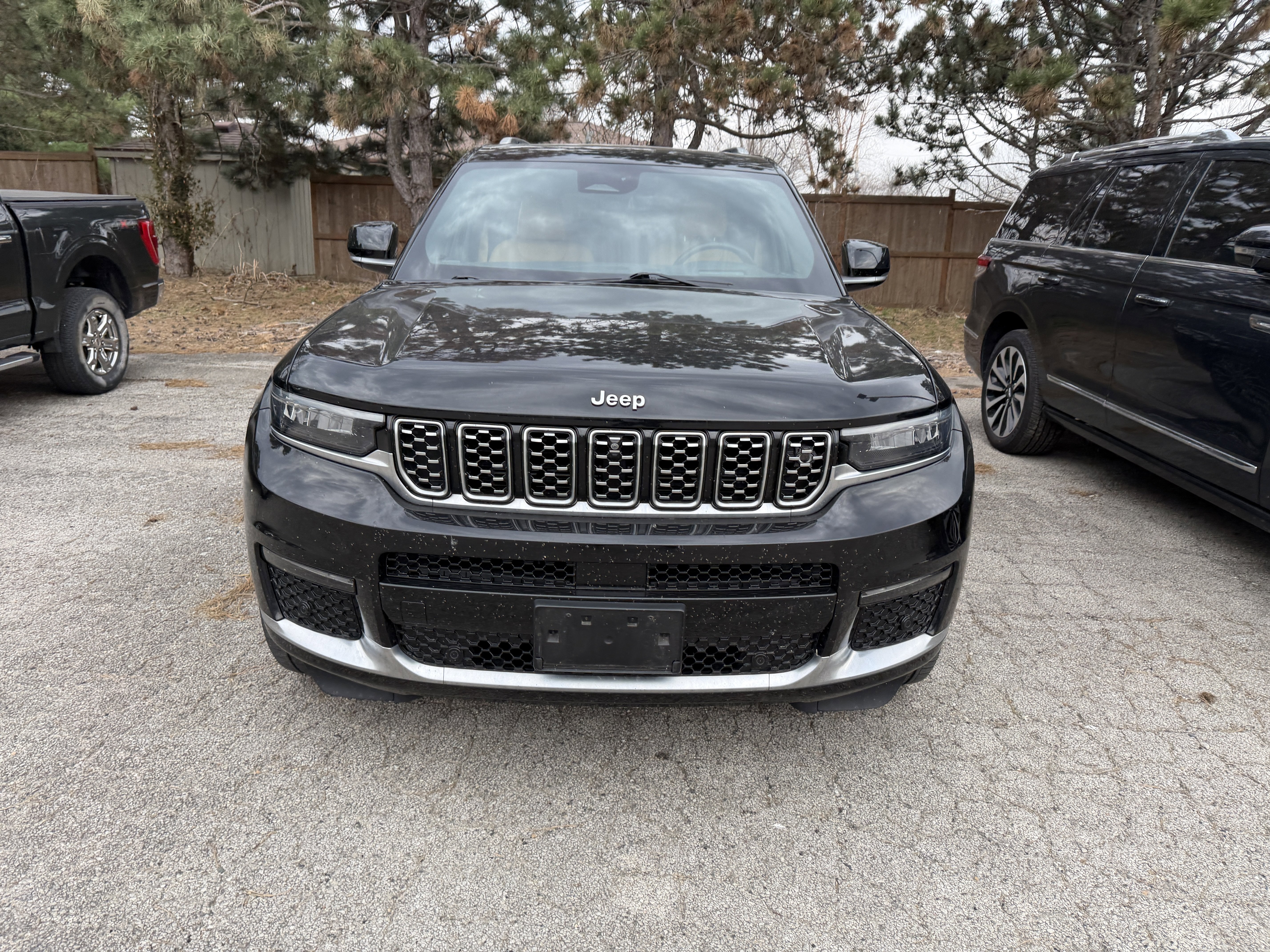 Used 2021 Jeep Grand Cherokee L Summit image 3
