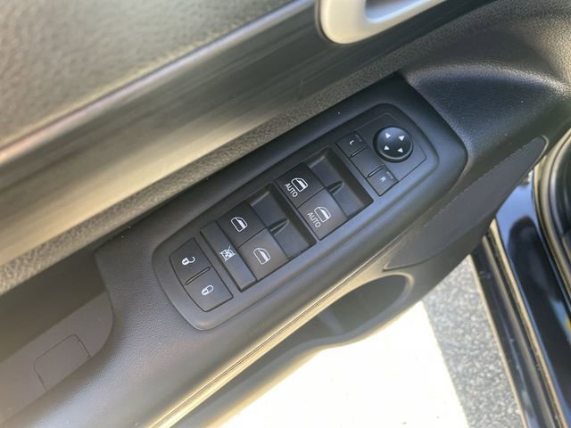 Used 2021 Jeep Grand Cherokee Laredo X image 34