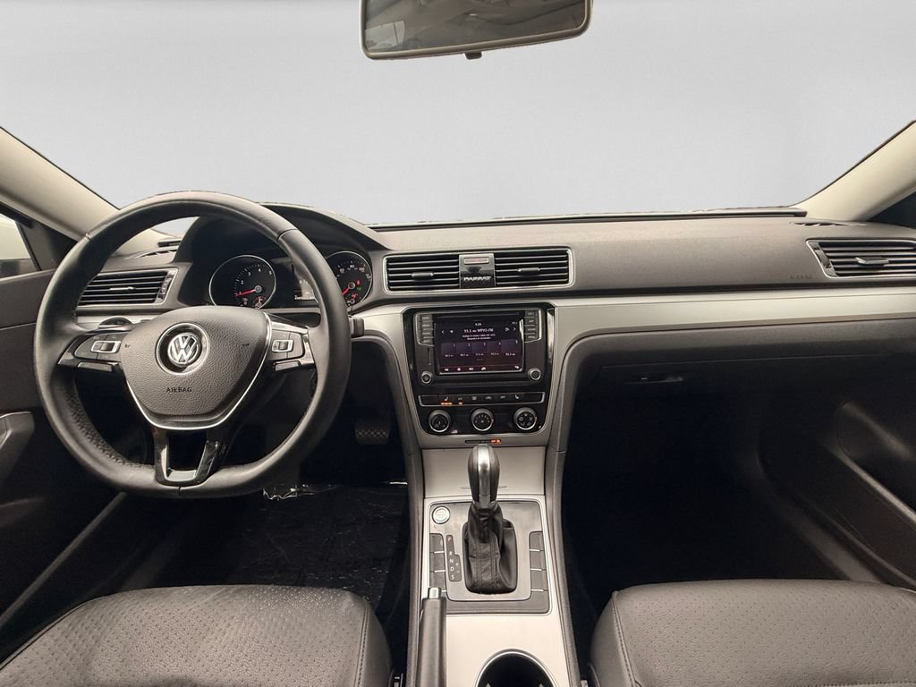 Used 2019 Volkswagen Passat 2.0T Wolfsburg FWD image 15