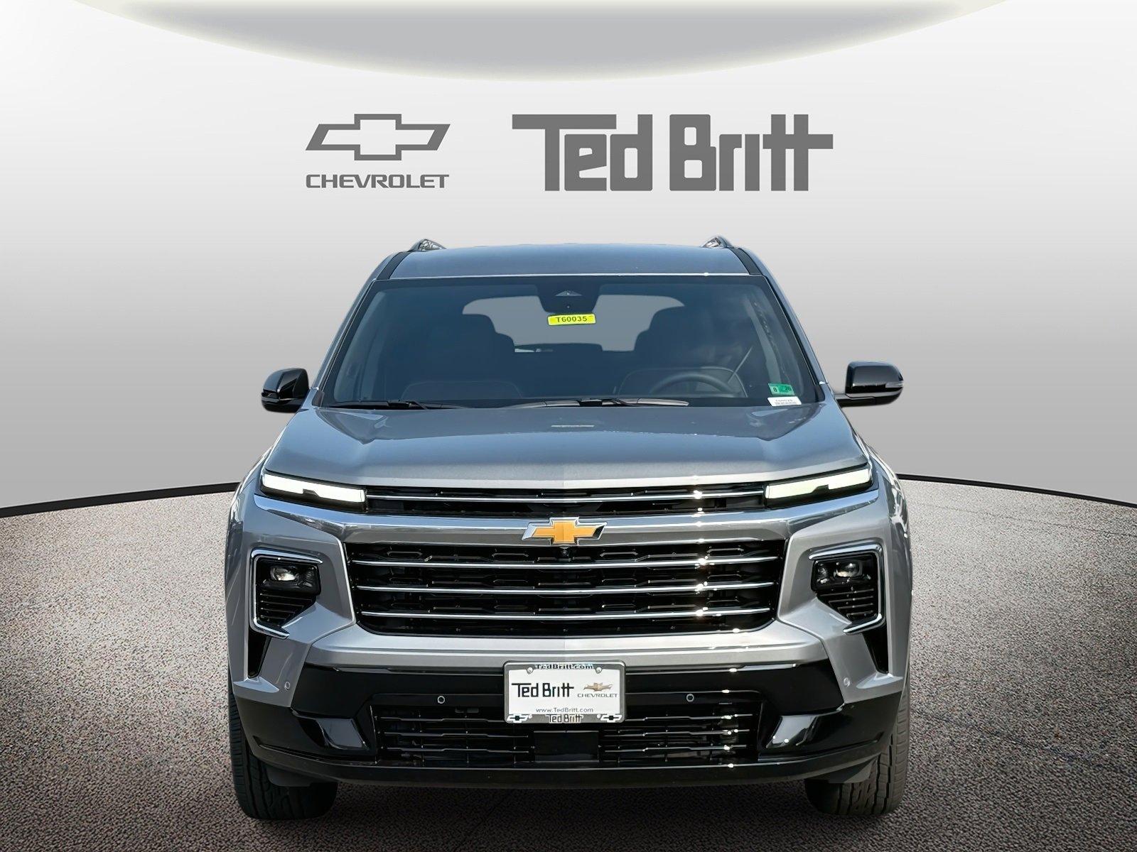New 2026 Chevrolet Traverse High Country image 2