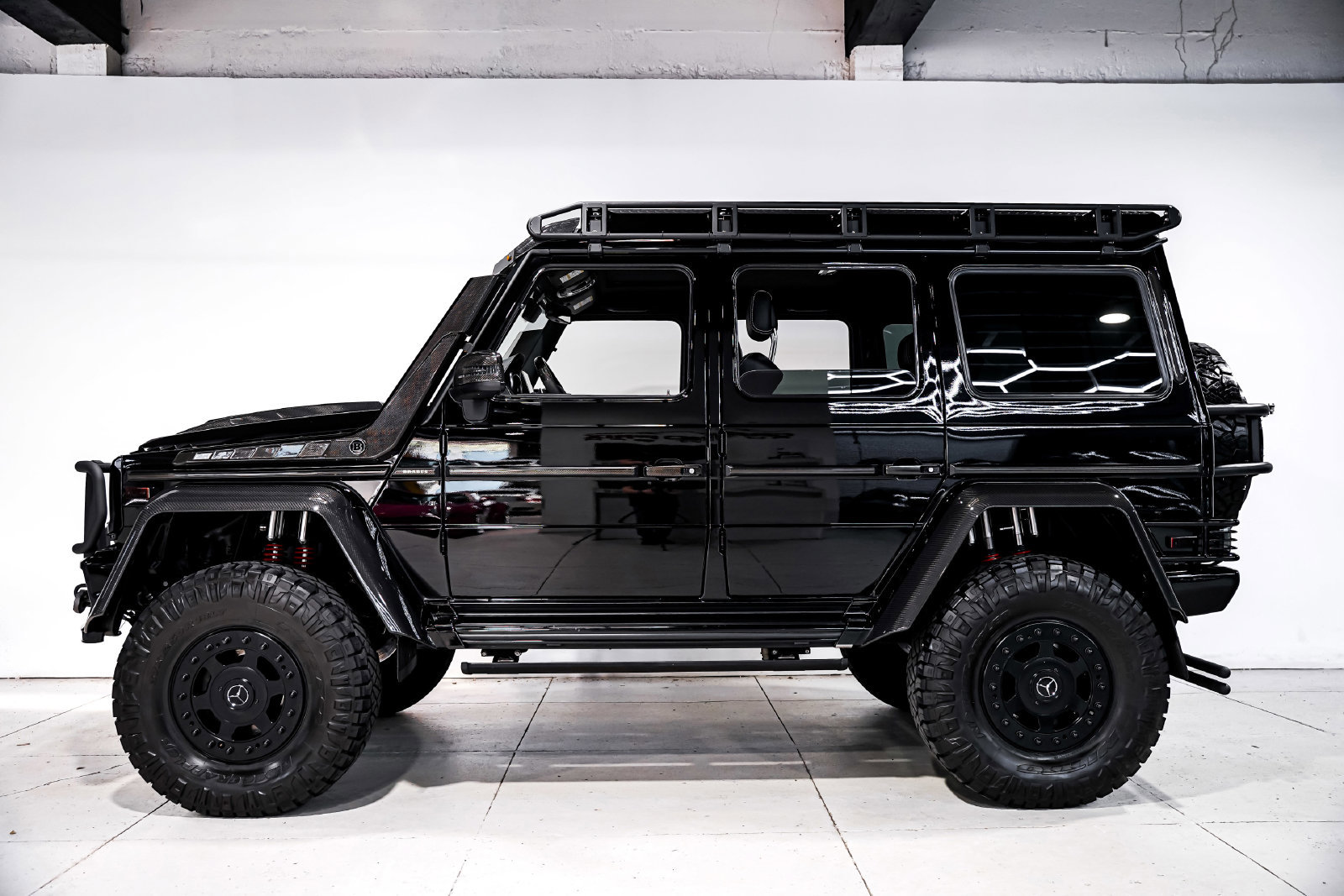 Used 2017 Mercedes-Benz G 550 Squared image 7