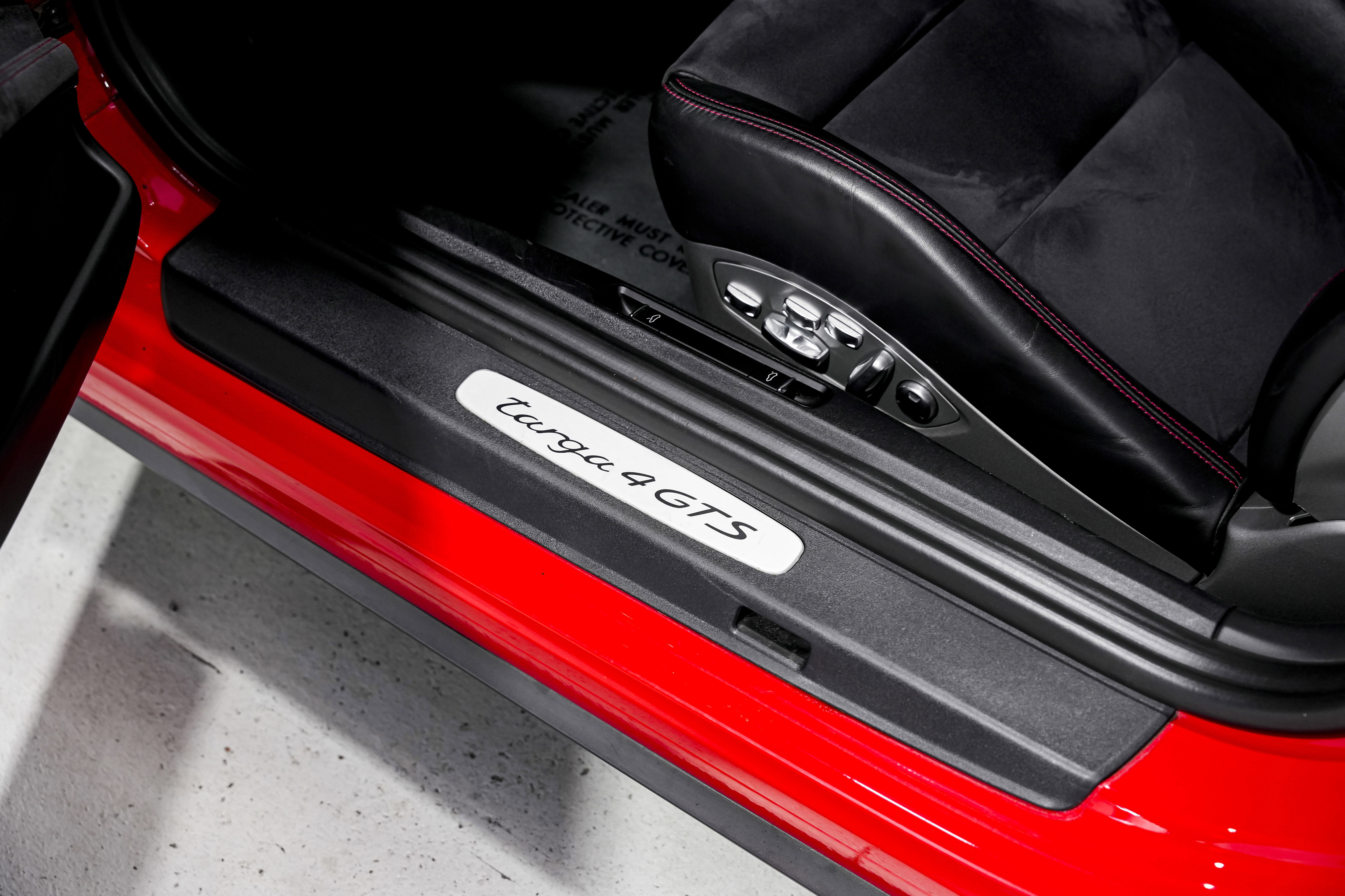 Used 2016 Porsche 911 Targa 4 GTS image 24