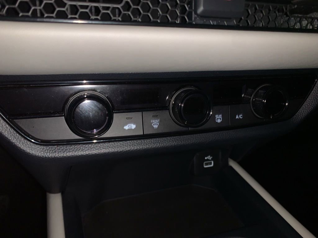 Used 2023 Honda HR-V LX image 19