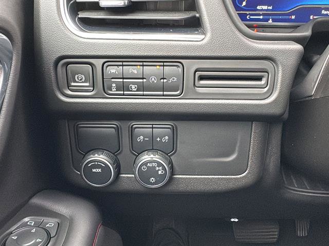 Used 2022 Chevrolet Tahoe RST w/ Luxury Package image 19