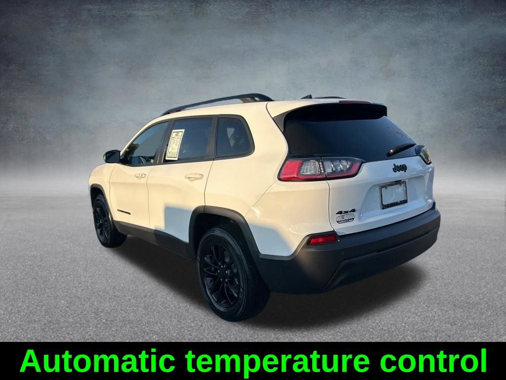 Certified 2023 Jeep Cherokee Altitude Lux AWD/4WD image 8