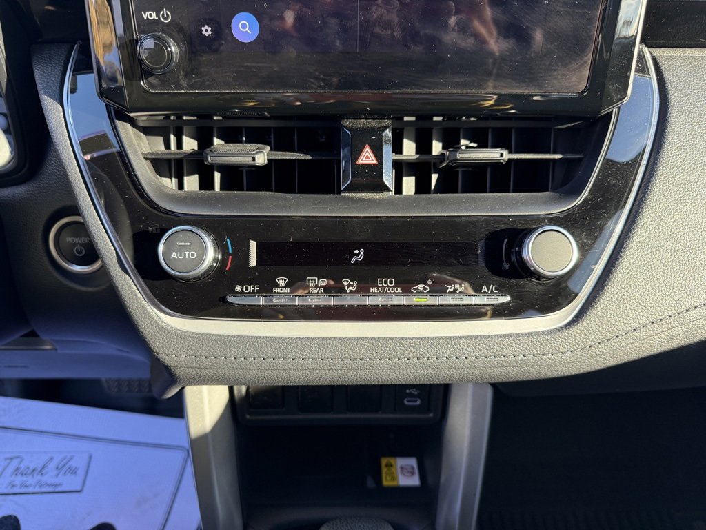 Used 2023 Toyota Corolla Cross SE image 23