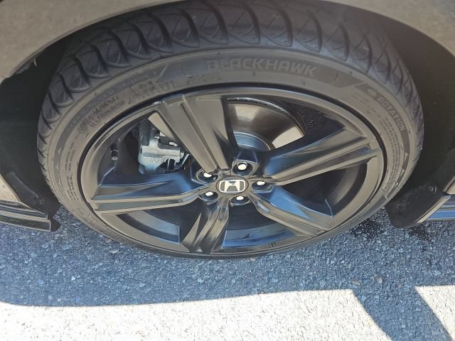 Used 2023 Honda Accord Sport image 7