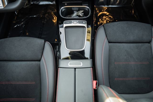 New 2025 Mercedes-Benz CLA 35 AMG 4MATIC image 25