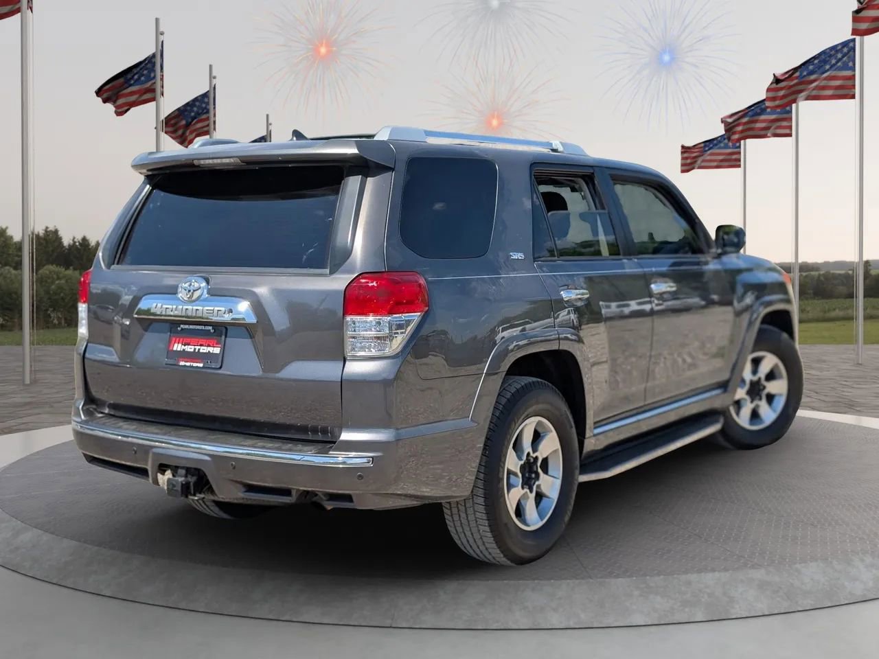 Used 2013 Toyota 4Runner SR5 image 4