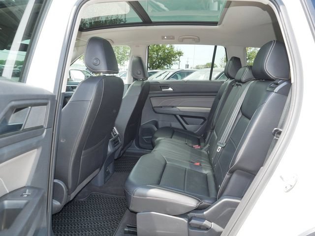 Certified 2023 Volkswagen Atlas SEL AWD/4WD image 16