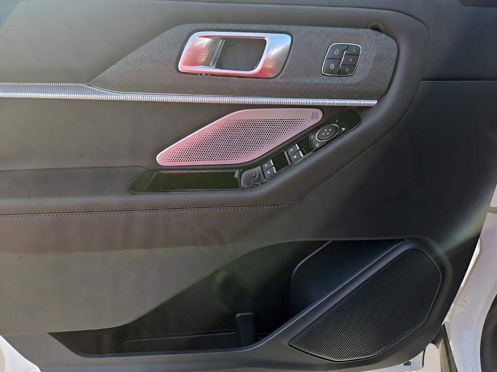 New 2026 Ford Explorer Platinum RWD image 12
