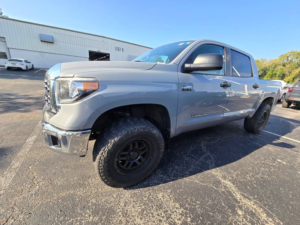 Used 2020 Toyota Tundra SR5 AWD/4WD image 4