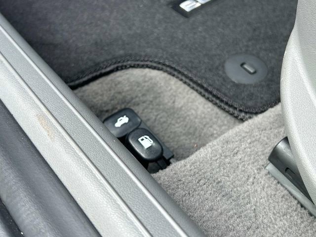 Used 2025 Hyundai Elantra SEL image 24