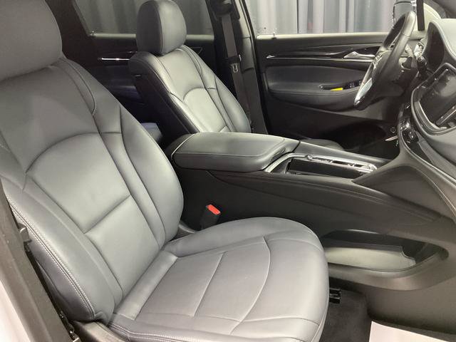 Used 2024 Buick Enclave Essence w/ Experience Buick Package FWD image 18