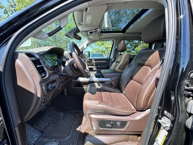 Used 2025 RAM 1500 Limited AWD/4WD image 24