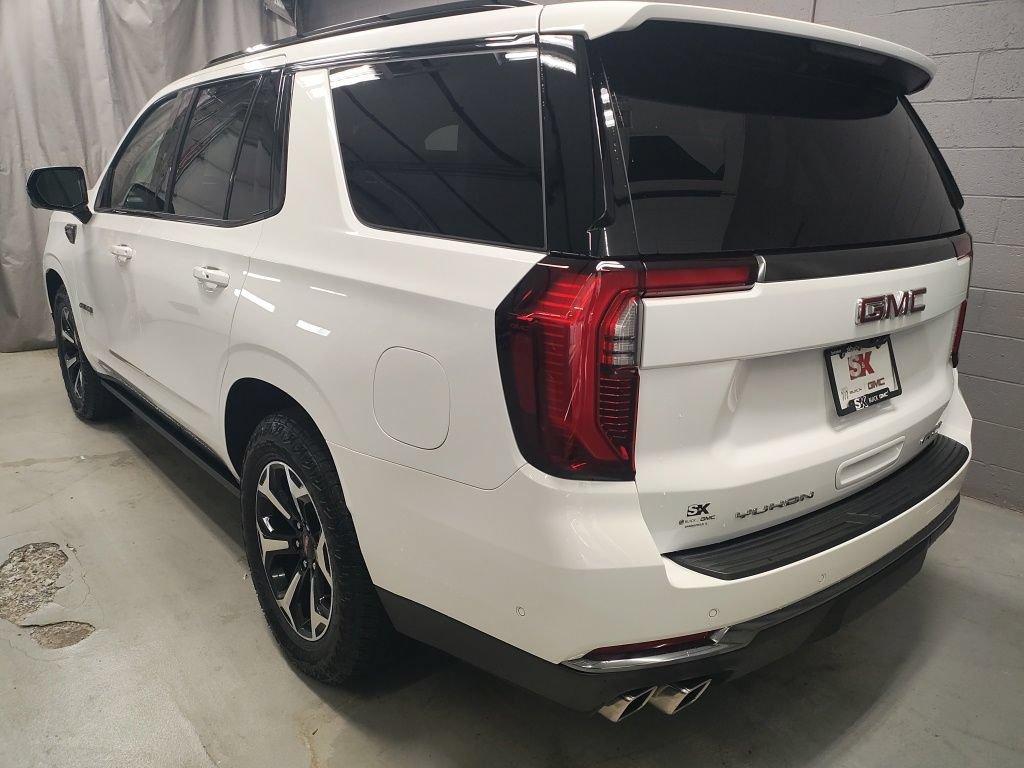 Used 2025 GMC Yukon AT4 w/ AT4 Premium Plus Package AWD/4WD image 21