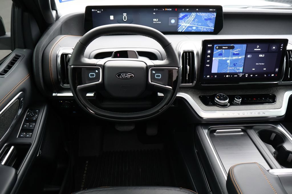 Used 2025 Ford Expedition Tremor AWD/4WD image 4