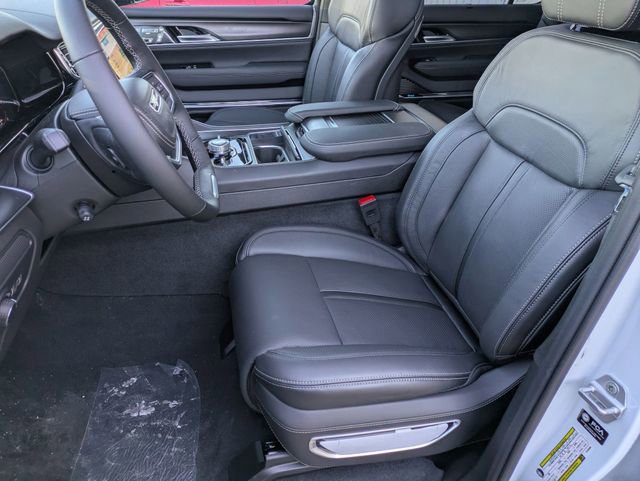 New 2026 Jeep Grand Wagoneer Summit image 11