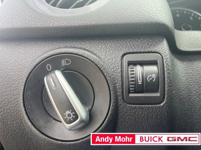 Used 2012 Volkswagen Tiguan S FWD image 21