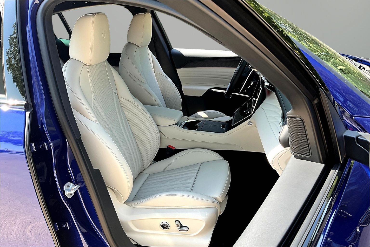 New 2026 Maserati Grecale Modena AWD/4WD image 11