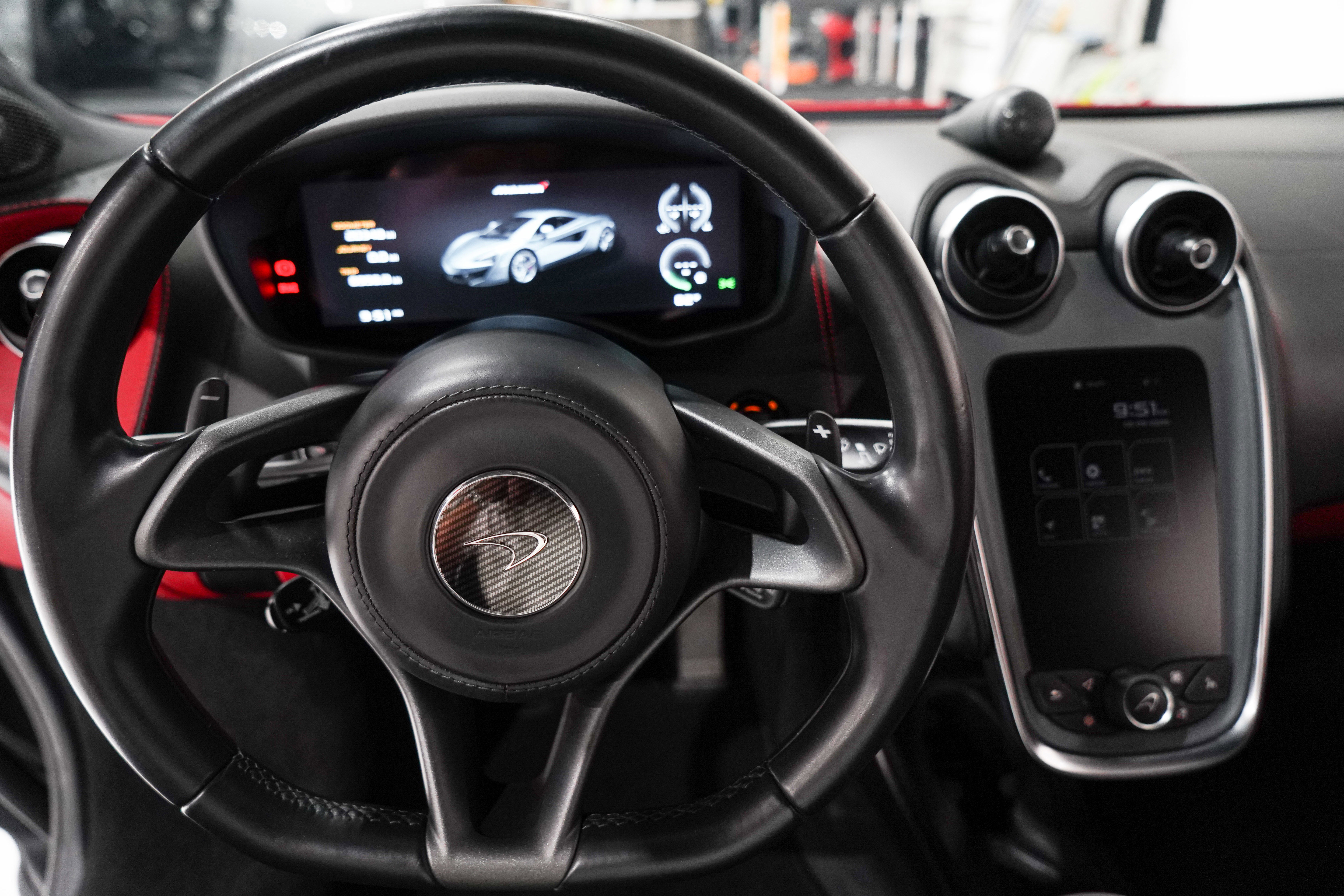 Used 2017 McLaren 570S Coupe RWD image 12