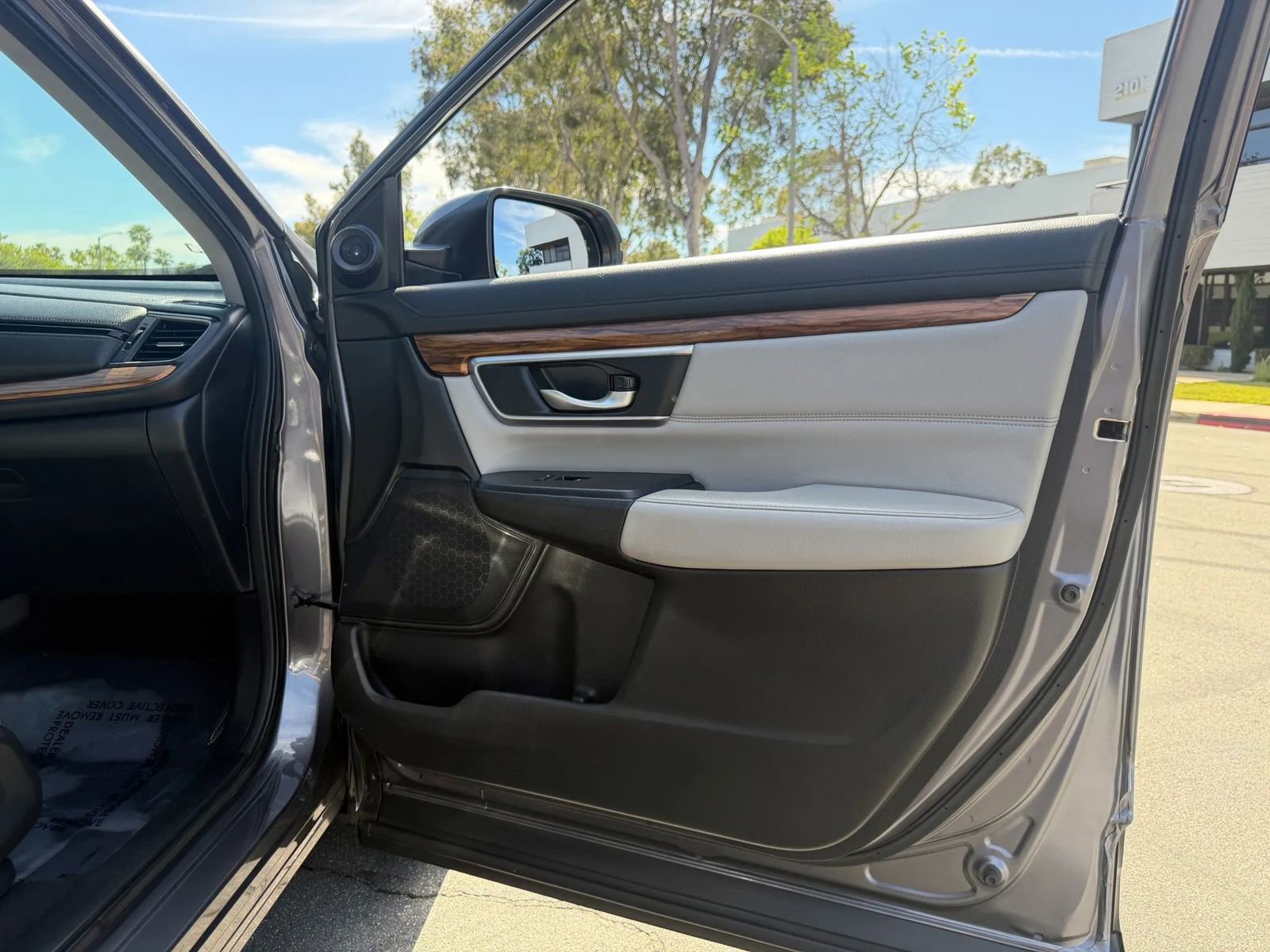 Used 2017 Honda CR-V EX-L image 15