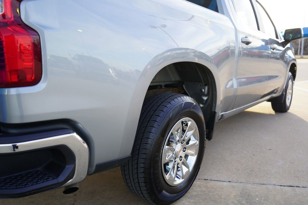 Used 2025 Chevrolet Silverado 1500 LT image 7