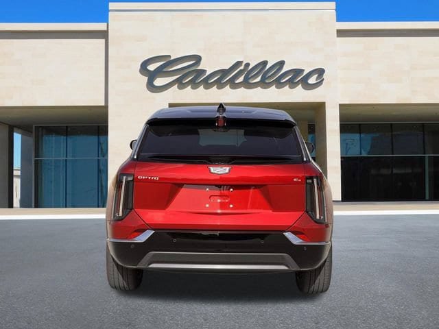 New 2027 Cadillac Optiq Luxury w/ LPO, Floor Liner Package AWD/4WD image 4